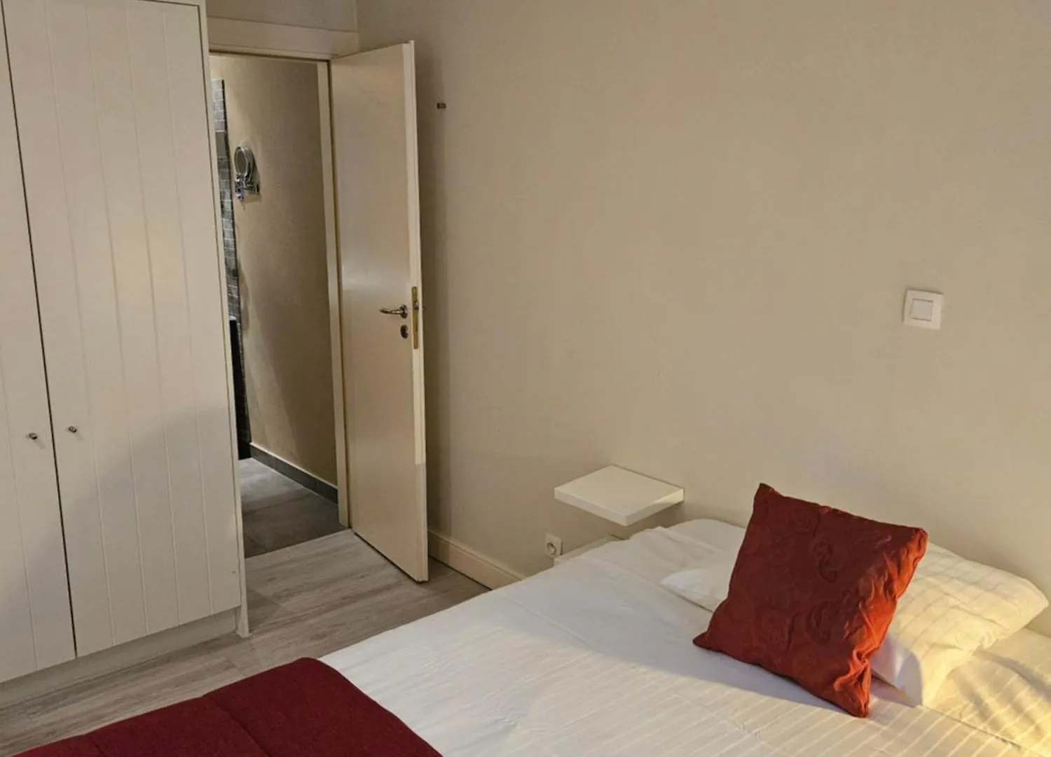 Hotel Acacia Bruges 4*,