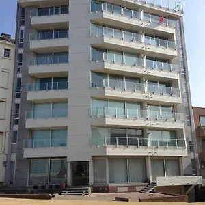  Appartement Raversijde With Sea View België